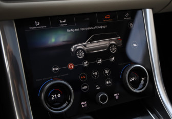 Подержанный автомобиль Land Rover Range Rover Sport 2021 года (20 фото)