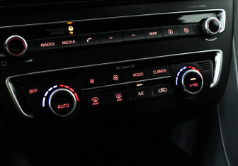 Подержанный автомобиль Kia Optima Sedan 2016 года (18 фото)