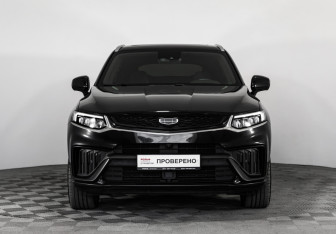 Подержанный автомобиль Geely Tugella 2023 года (3 фото)