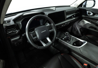 Подержанный автомобиль Haval H3 2024 года (11 фото)