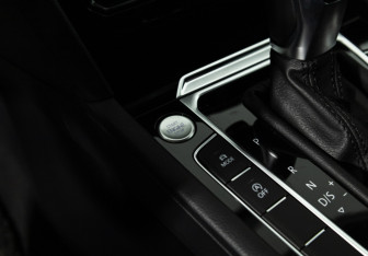 Подержанный автомобиль Volkswagen Arteon 2021 года (24 фото)