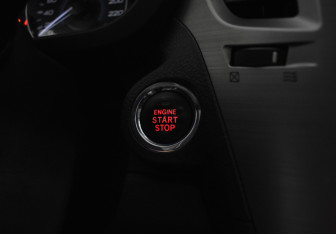 Подержанный автомобиль Subaru Outback Wagon 2011 года (18 фото)