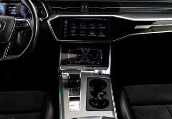 Подержанный автомобиль Audi A6 Sedan 2018 года (18 фото)