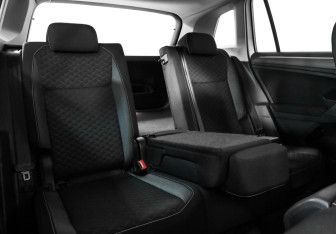 Подержанный автомобиль Volkswagen Tiguan 2018 года (24 фото)