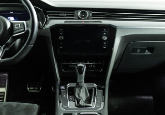 Подержанный автомобиль Volkswagen Arteon 2018 года (14 фото)