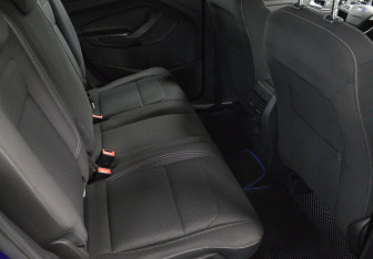 Подержанный автомобиль Ford Kuga 2017 года (13 фото)