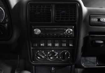 Подержанный автомобиль ГАЗ 31105 «Волга» 2006 года (15 фото)