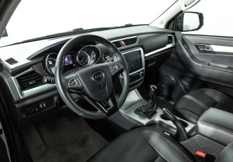 Подержанный автомобиль JAC T8 2023 года (11 фото)