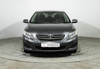 Подержанный автомобиль Toyota Corolla Sedan 2008 года (2 фото)