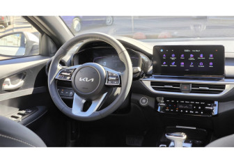 Новый Kia K3 Sedan 2025 (18 фото)