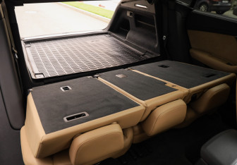 Подержанный автомобиль Audi Q8 2019 года (36 фото)