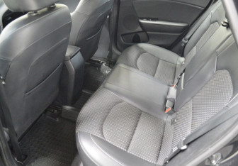 Подержанный автомобиль Kia Ceed Wagon 2019 года (11 фото)