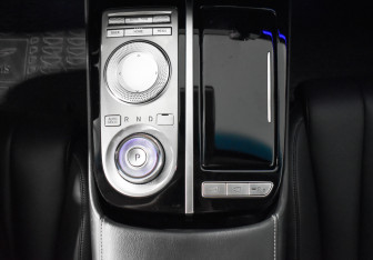 Подержанный автомобиль Genesis G80 2021 года (12 фото)