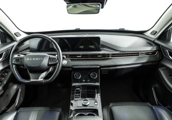 Подержанный автомобиль Exeed LX 2022 года (13 фото)