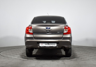 Подержанный автомобиль Datsun on-DO 2015 года (6 фото)