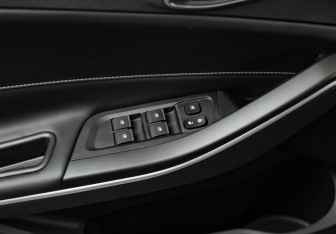 Новый Москвич 3 2024 (14 фото)