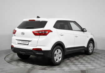 Подержанный автомобиль Hyundai Creta 2018 года (5 фото)