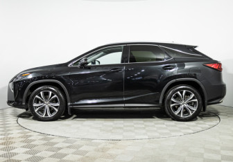 Подержанный автомобиль Lexus RX 2018 года (8 фото)