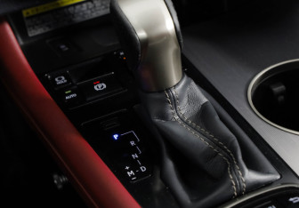 Подержанный автомобиль Lexus RX 2015 года (20 фото)