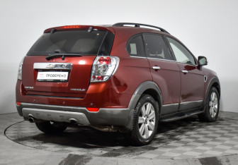 Подержанный автомобиль Chevrolet Captiva 2008 года (5 фото)