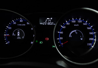 Подержанный автомобиль Hyundai ix35 2014 года (12 фото)