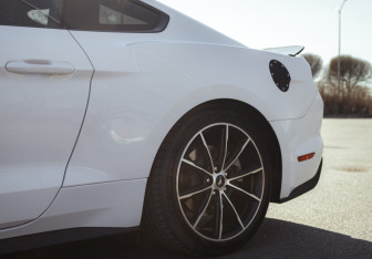 Подержанный автомобиль Ford Mustang Coupe 2020 года (18 фото)