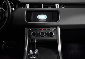 Подержанный автомобиль Land Rover Range Rover Sport 2013 года (17 фото)