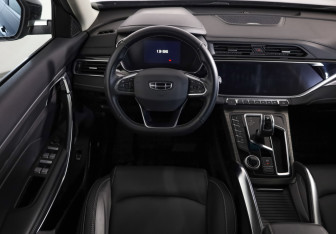 Подержанный автомобиль Geely Atlas Pro 2023 года (11 фото)