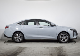 Подержанный автомобиль LIVAN S6Pro 2023 года (4 фото)