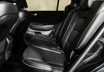 Подержанный автомобиль Kia Sportage 2019 года (10 фото)