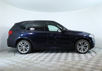 Подержанный автомобиль BMW X5 2017 года (4 фото)