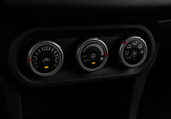 Подержанный автомобиль Mitsubishi Lancer Sedan 2008 года (14 фото)