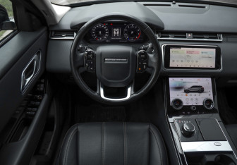 Подержанный автомобиль Land Rover Range Rover Velar 2018 года (12 фото)