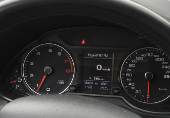 Подержанный автомобиль Audi Q5 2013 года (20 фото)