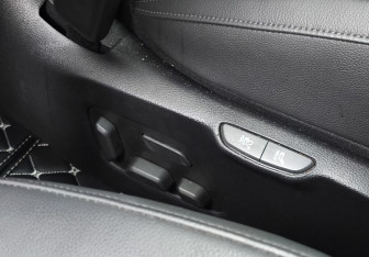 Подержанный автомобиль Kia Carnival 2021 года (24 фото)
