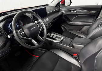 Подержанный автомобиль Haval Jolion 2022 года (9 фото)