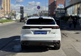 Подержанный автомобиль Changan UNI-K 2024 года (6 фото)
