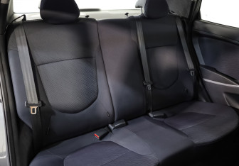 Подержанный автомобиль Hyundai Solaris Sedan 2011 года (17 фото)