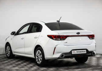 Подержанный автомобиль Kia Rio Sedan 2020 года (7 фото)