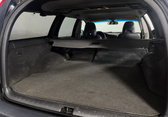 Подержанный автомобиль Volvo XC70 2007 года (23 фото)