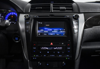 Подержанный автомобиль Toyota Camry Sedan 2017 года (16 фото)