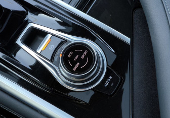 Подержанный автомобиль Changan CS95 2023 года (20 фото)