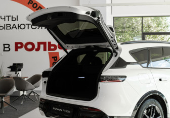 Новый Voyah Free 2026 (16 фото)