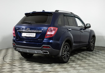 Подержанный автомобиль Lifan X60 2017 года (5 фото)