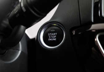 Подержанный автомобиль Mazda 6 Sedan 2014 года (19 фото)