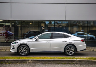 Подержанный автомобиль Hyundai Sonata 2021 года (9 фото)