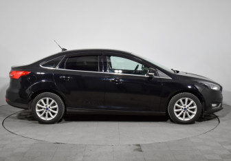 Подержанный автомобиль Ford Focus Sedan 2017 года (4 фото)