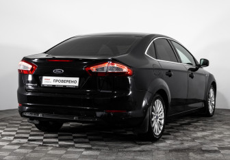 Подержанный автомобиль Ford Mondeo Sedan 2013 года (6 фото)