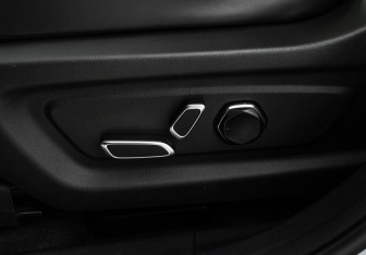 Подержанный автомобиль Changan UNI-K 2022 года (16 фото)