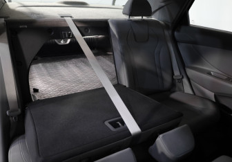 Подержанный автомобиль Hyundai Elantra Sedan 2021 года (25 фото)